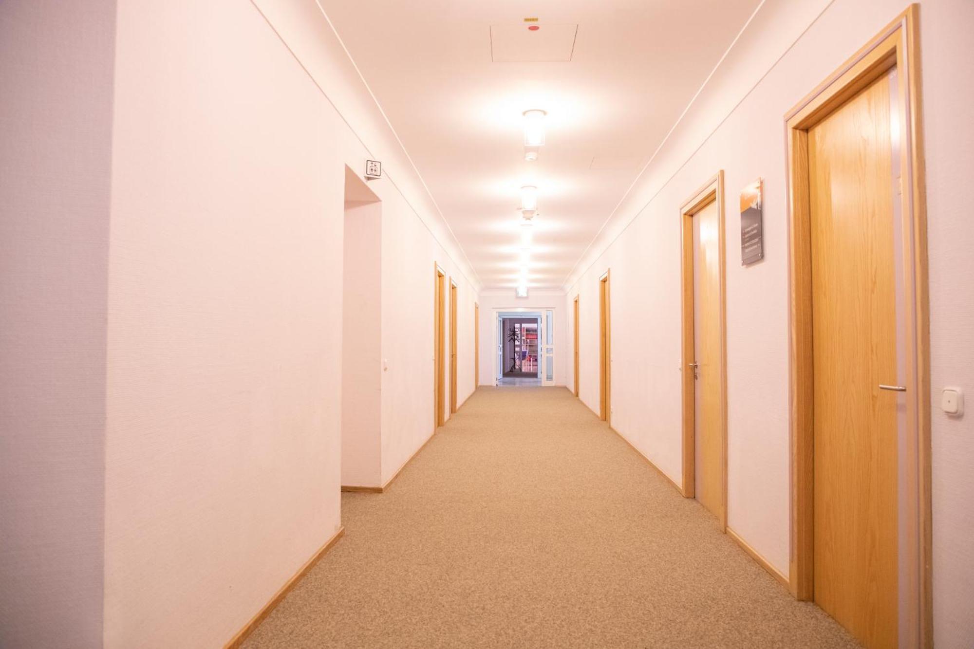 Haus Der Begegnung Heilig Geist Hotel Burghausen Exterior photo