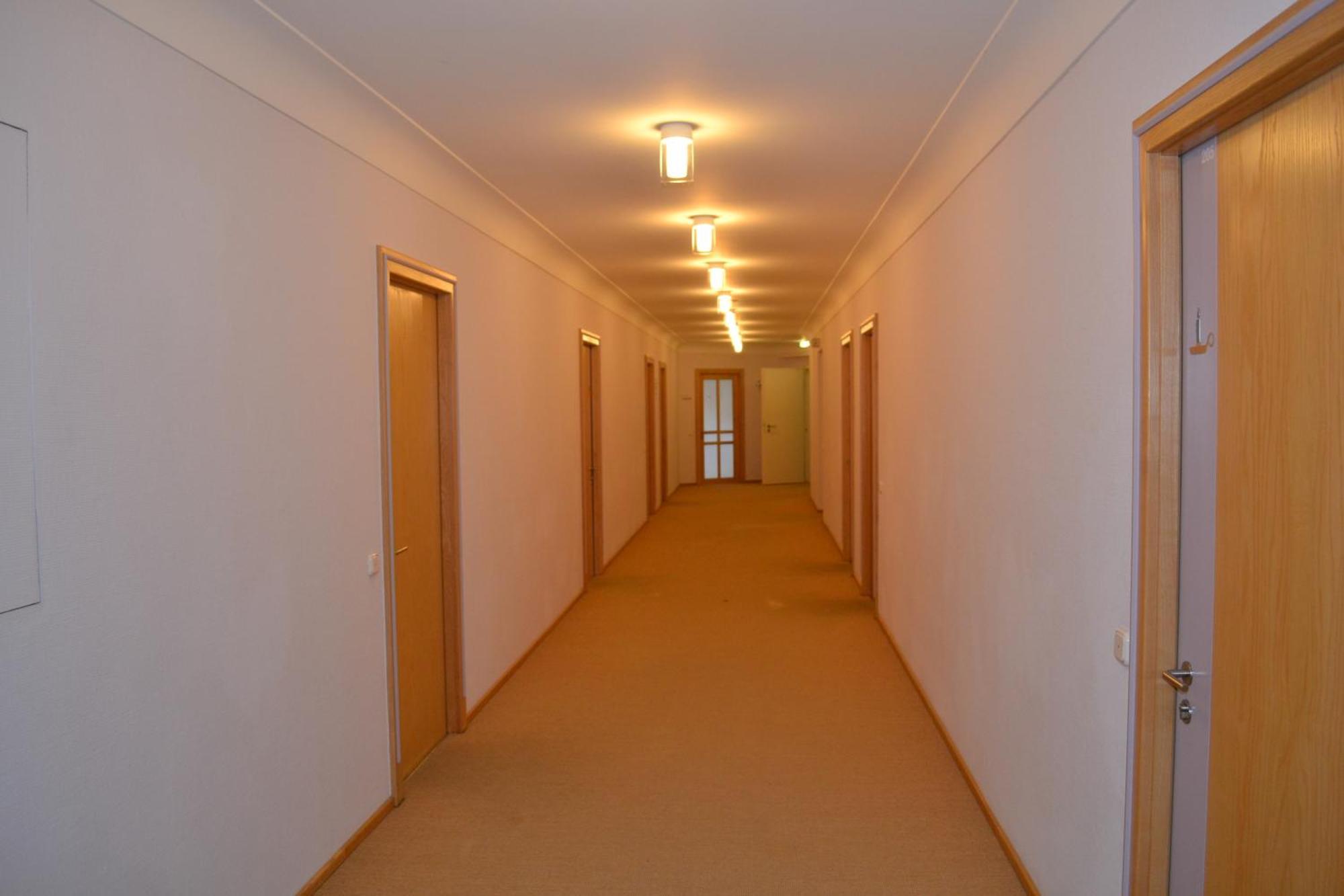 Haus Der Begegnung Heilig Geist Hotel Burghausen Exterior photo